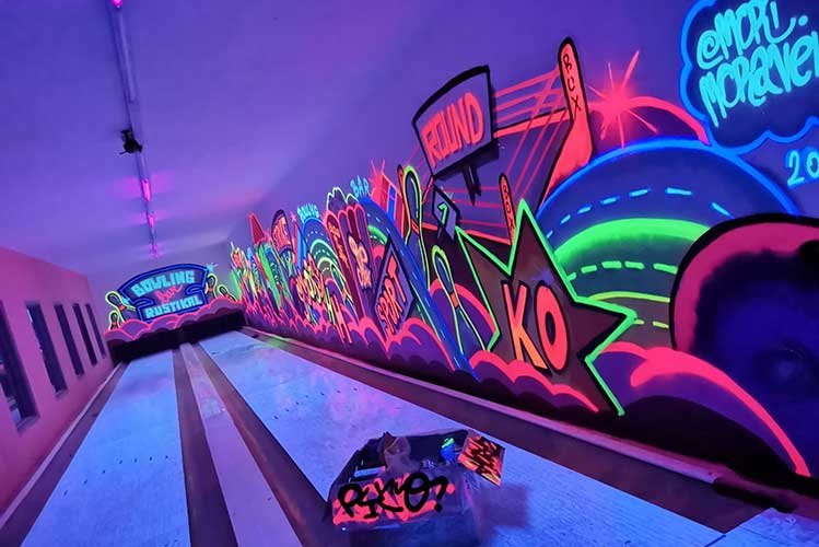 bowling-sprej-neon-b65d8